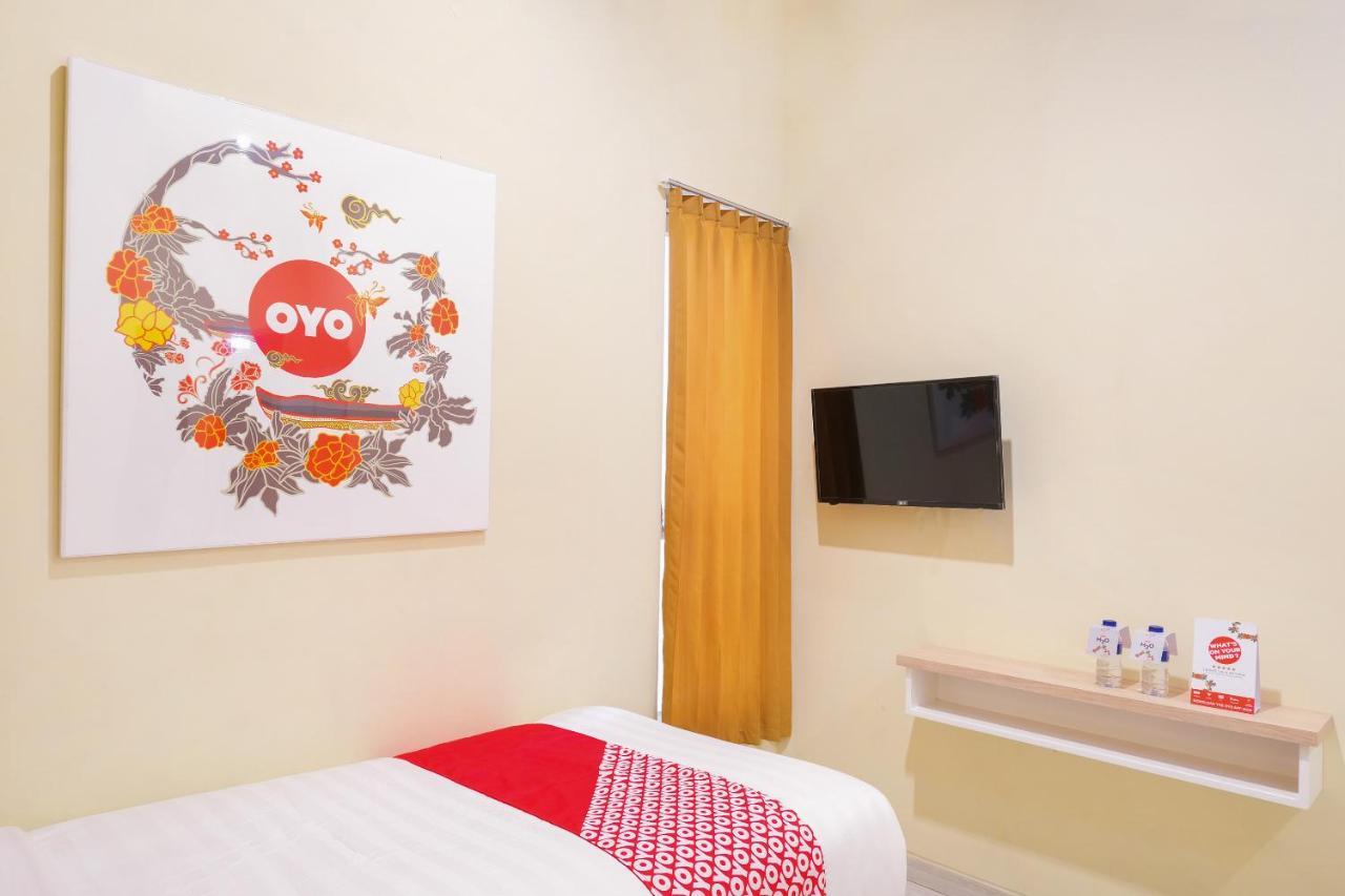 Super Oyo 90033 Dehome Family Melati Экстерьер фото